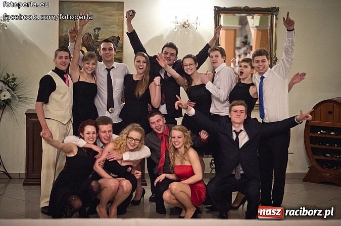 Zdjęcie w galerii na portalu naszraciborz.pl: Mistrzowie sportu z ZSOMS bawili się na studniówce w Rogowie wiadomości z regionu