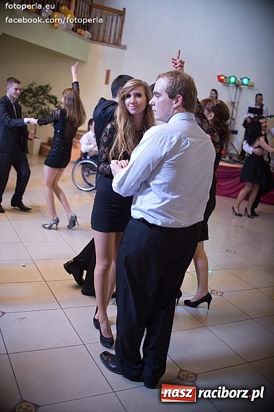 Zdjęcie w galerii na portalu naszraciborz.pl: Mistrzowie sportu z ZSOMS bawili się na studniówce w Rogowie wiadomości z regionu