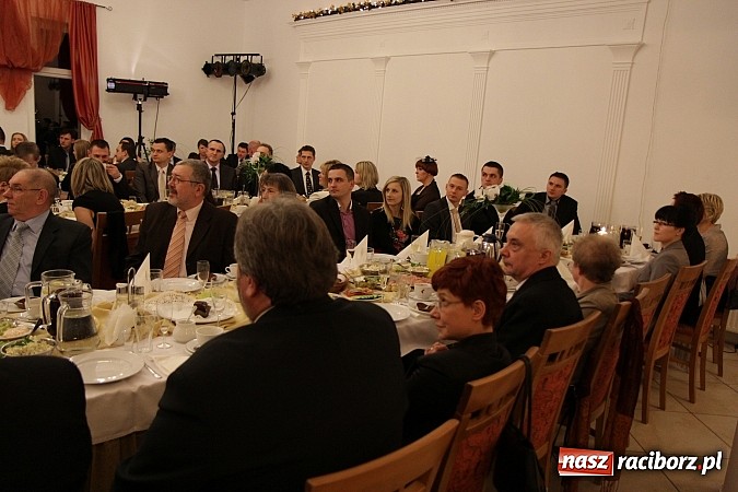 Zdjęcie w galerii na portalu naszraciborz.pl: W tej gminie warto inwestować, czyli Gala Przedsiębiorców w Pietrowicach Wielkich wiadomości z regionu