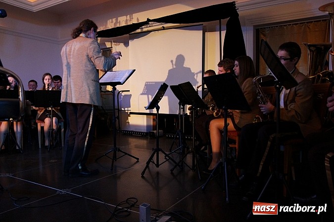 Zdjęcie w galerii na portalu naszraciborz.pl: W tej gminie warto inwestować, czyli Gala Przedsiębiorców w Pietrowicach Wielkich wiadomości z regionu