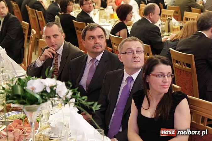 Zdjęcie w galerii na portalu naszraciborz.pl: W tej gminie warto inwestować, czyli Gala Przedsiębiorców w Pietrowicach Wielkich wiadomości z regionu