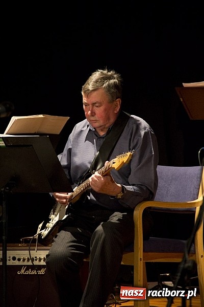 Zdjęcie w galerii na portalu naszraciborz.pl: Grupa Bez Nazwy i Perspektywa po raz pierwszy wystąpiły razem wiadomości z regionu