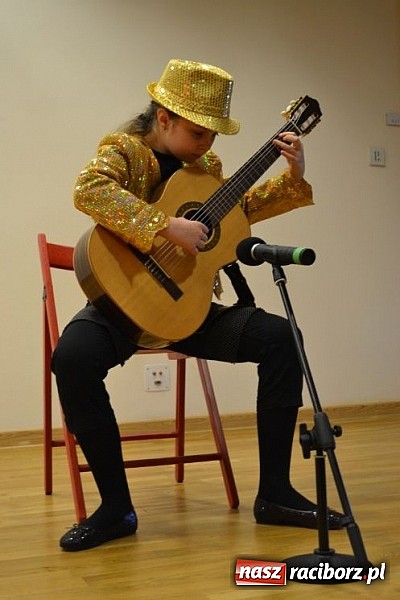 Zdjęcie w galerii na portalu naszraciborz.pl: Karnawałowe rytmy zabrzmiały na Zamku wiadomości z regionu