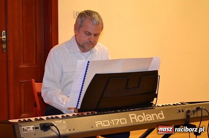 Zdjęcie w galerii na portalu naszraciborz.pl: Karnawałowe rytmy zabrzmiały na Zamku wiadomości z regionu