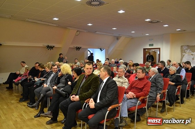 Zdjęcie w galerii na portalu naszraciborz.pl: Karnawałowe rytmy zabrzmiały na Zamku wiadomości z regionu