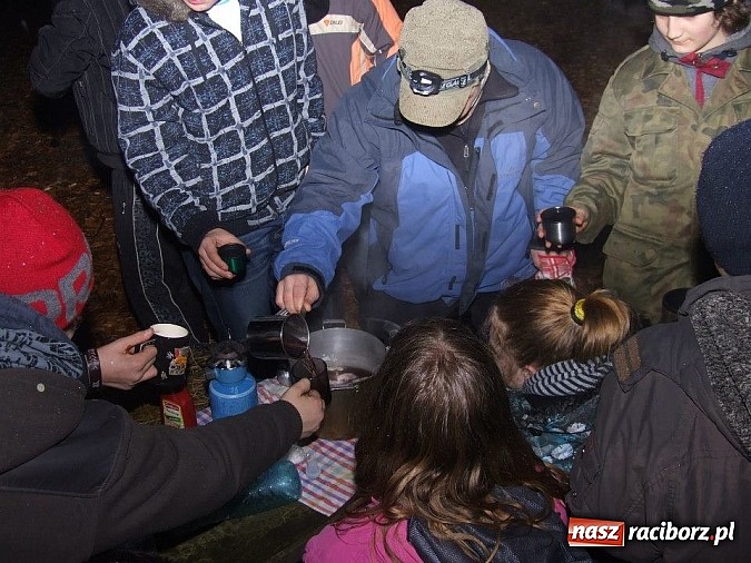 Zdjęcie w galerii na portalu naszraciborz.pl: Nocny survival w Kuźni Raciborskiej wiadomości z regionu