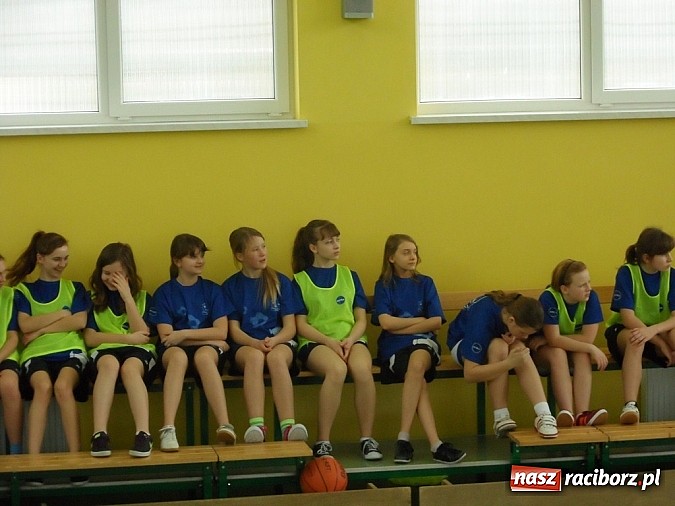 Zdjęcie w galerii na portalu naszraciborz.pl: Gminne rozgrywki basketa w Pawłowie wiadomości z regionu