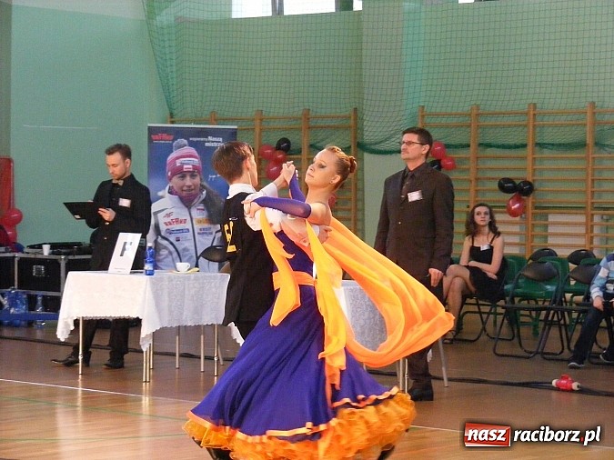 Zdjęcie w galerii na portalu naszraciborz.pl: Świetny występ tancerzy raciborskiej Rewii wiadomości z regionu