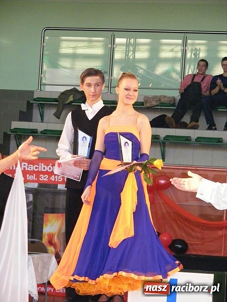 Zdjęcie w galerii na portalu naszraciborz.pl: Świetny występ tancerzy raciborskiej Rewii wiadomości z regionu