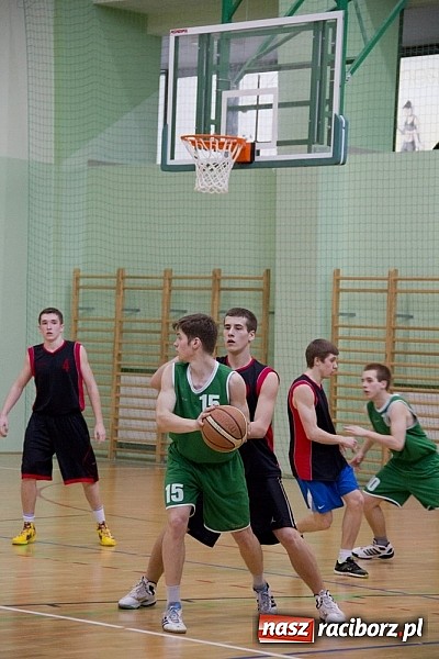 Zdjęcie w galerii na portalu naszraciborz.pl: I LO ma najlepszych koszykarzy w Raciborzu wiadomości z regionu