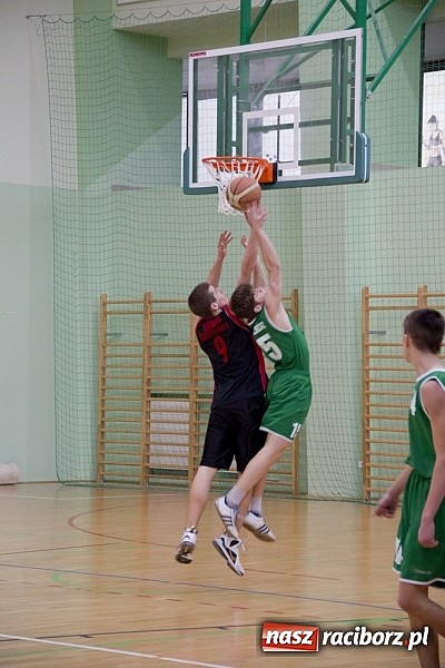 Zdjęcie w galerii na portalu naszraciborz.pl: I LO ma najlepszych koszykarzy w Raciborzu wiadomości z regionu