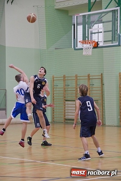 Zdjęcie w galerii na portalu naszraciborz.pl: I LO ma najlepszych koszykarzy w Raciborzu wiadomości z regionu