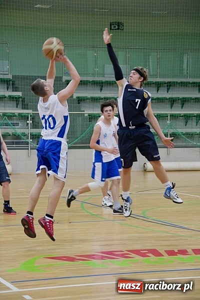 Zdjęcie w galerii na portalu naszraciborz.pl: I LO ma najlepszych koszykarzy w Raciborzu wiadomości z regionu