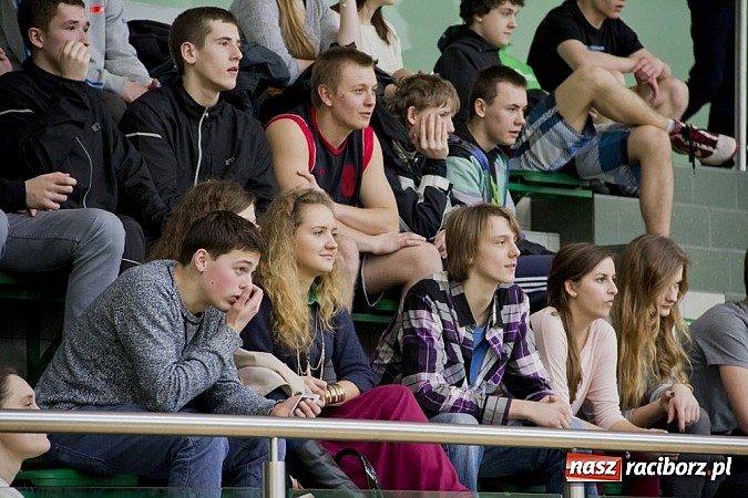 Zdjęcie w galerii na portalu naszraciborz.pl: I LO ma najlepszych koszykarzy w Raciborzu wiadomości z regionu