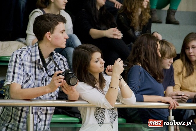 Zdjęcie w galerii na portalu naszraciborz.pl: I LO ma najlepszych koszykarzy w Raciborzu wiadomości z regionu