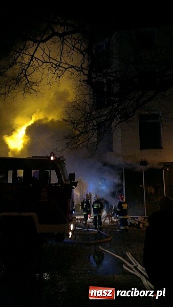 Zdjęcie w galerii na portalu naszraciborz.pl: Krótko przed wykryciem pożaru ktoś wszedł do Brooklynu. Policja powołała specjalną grupę wiadomości z regionu