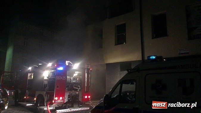 Zdjęcie w galerii na portalu naszraciborz.pl: Krótko przed wykryciem pożaru ktoś wszedł do Brooklynu. Policja powołała specjalną grupę wiadomości z regionu