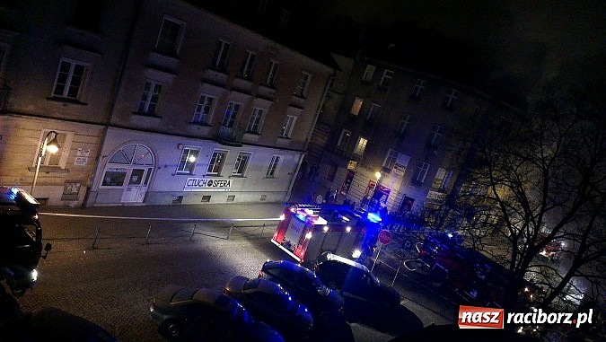 Zdjęcie w galerii na portalu naszraciborz.pl: Krótko przed wykryciem pożaru ktoś wszedł do Brooklynu. Policja powołała specjalną grupę wiadomości z regionu