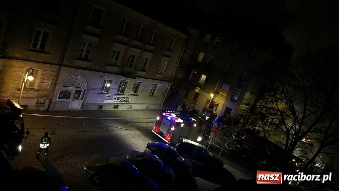 Zdjęcie w galerii na portalu naszraciborz.pl: Krótko przed wykryciem pożaru ktoś wszedł do Brooklynu. Policja powołała specjalną grupę wiadomości z regionu