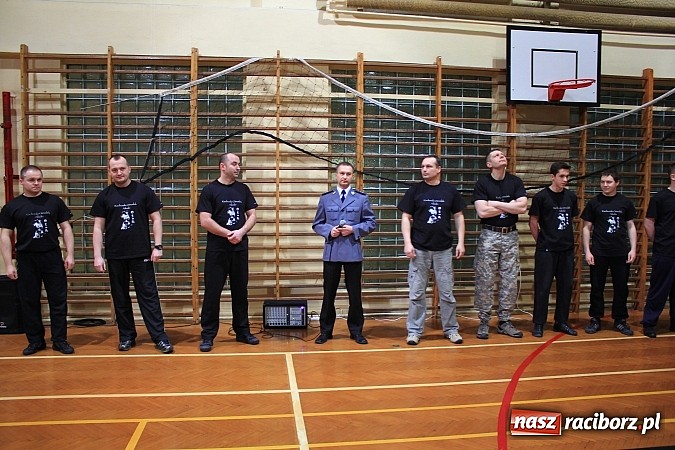 Zdjęcie w galerii na portalu naszraciborz.pl: Raciborzanki na kursie samoobrony, czyli bójcie się teraz panowie wiadomości z regionu