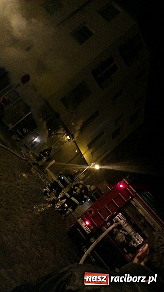 Zdjęcie w galerii na portalu naszraciborz.pl: W nocy doszczętnie spłonął Brooklyn przy Browarnej. Policja bada przyczyny wiadomości z regionu