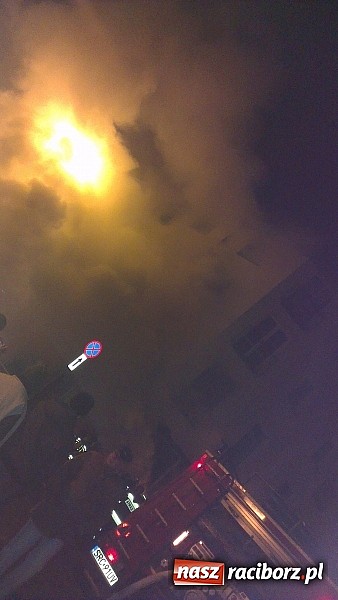 Zdjęcie w galerii na portalu naszraciborz.pl: W nocy doszczętnie spłonął Brooklyn przy Browarnej. Policja bada przyczyny wiadomości z regionu