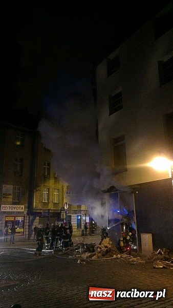 Zdjęcie w galerii na portalu naszraciborz.pl: W nocy doszczętnie spłonął Brooklyn przy Browarnej. Policja bada przyczyny wiadomości z regionu