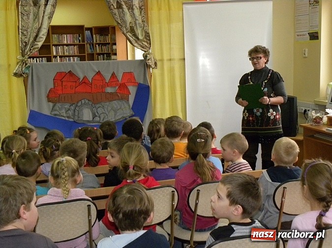 Zdjęcie w galerii na portalu naszraciborz.pl: Podsumowano konkurs na Czytelnika Roku 2012 wiadomości z regionu