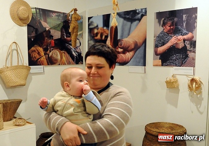 Zdjęcie w galerii na portalu naszraciborz.pl: Niech się plecie - nowa wystawa w Muzeum wiadomości z regionu