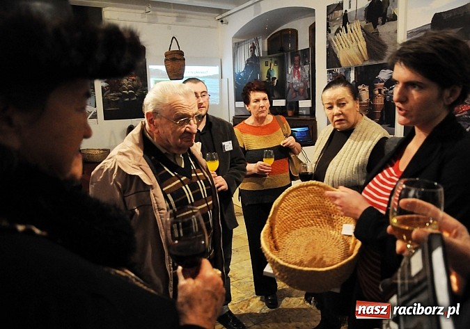 Zdjęcie w galerii na portalu naszraciborz.pl: Niech się plecie - nowa wystawa w Muzeum wiadomości z regionu