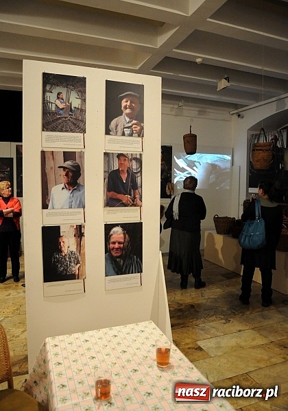 Zdjęcie w galerii na portalu naszraciborz.pl: Niech się plecie - nowa wystawa w Muzeum wiadomości z regionu