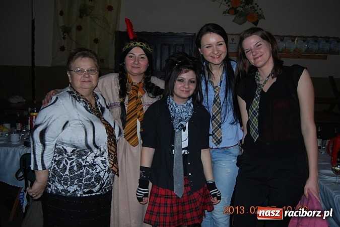 Zdjęcie w galerii na portalu naszraciborz.pl: Krawaty obcięte, czyli babski comber na tłusty czwartek w Jankowicach wiadomości z regionu