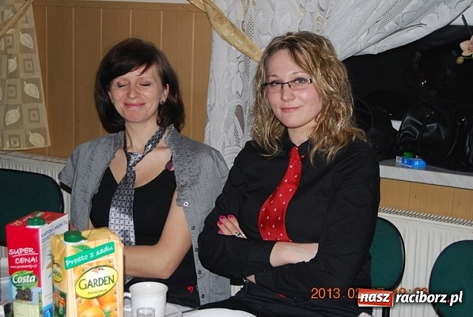 Zdjęcie w galerii na portalu naszraciborz.pl: Krawaty obcięte, czyli babski comber na tłusty czwartek w Jankowicach wiadomości z regionu