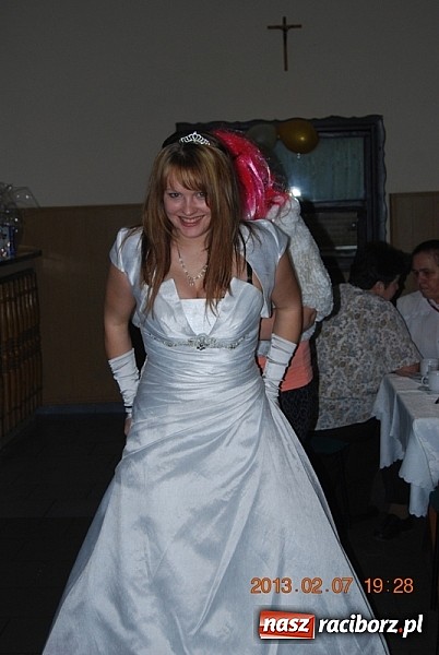 Zdjęcie w galerii na portalu naszraciborz.pl: Krawaty obcięte, czyli babski comber na tłusty czwartek w Jankowicach wiadomości z regionu