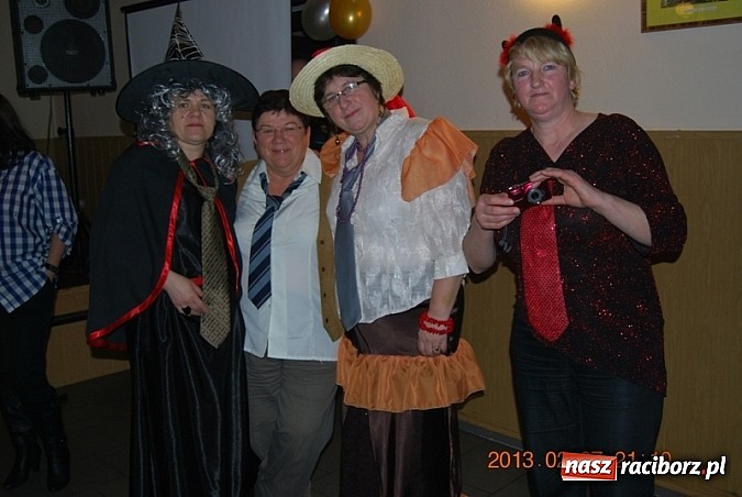 Zdjęcie w galerii na portalu naszraciborz.pl: Krawaty obcięte, czyli babski comber na tłusty czwartek w Jankowicach wiadomości z regionu