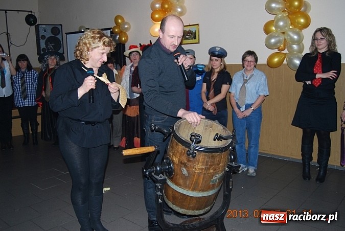 Zdjęcie w galerii na portalu naszraciborz.pl: Krawaty obcięte, czyli babski comber na tłusty czwartek w Jankowicach wiadomości z regionu