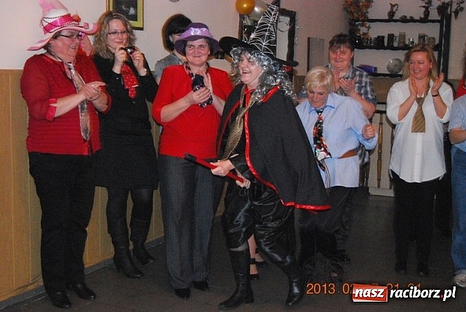 Zdjęcie w galerii na portalu naszraciborz.pl: Krawaty obcięte, czyli babski comber na tłusty czwartek w Jankowicach wiadomości z regionu