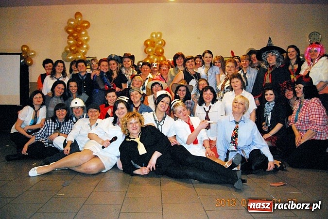 Zdjęcie w galerii na portalu naszraciborz.pl: Krawaty obcięte, czyli babski comber na tłusty czwartek w Jankowicach wiadomości z regionu