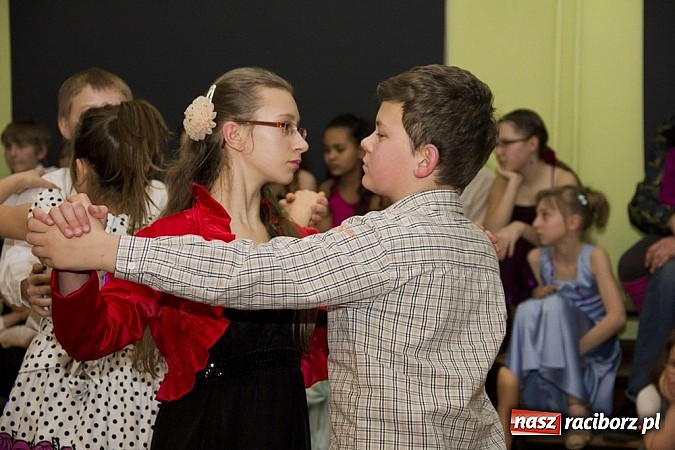 Zdjęcie w galerii na portalu naszraciborz.pl: Dziecięce Karnawałowe Pokazy Tańca Towarzyskiego i Nowoczesnego wiadomości z regionu