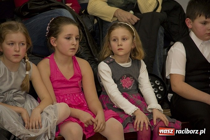 Zdjęcie w galerii na portalu naszraciborz.pl: Dziecięce Karnawałowe Pokazy Tańca Towarzyskiego i Nowoczesnego wiadomości z regionu