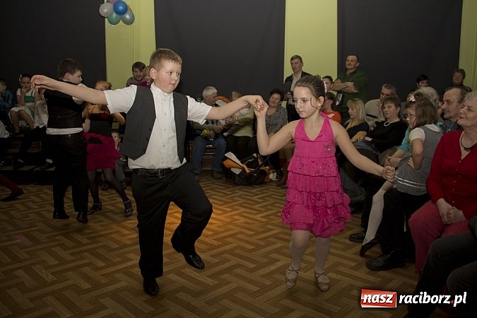 Zdjęcie w galerii na portalu naszraciborz.pl: Dziecięce Karnawałowe Pokazy Tańca Towarzyskiego i Nowoczesnego wiadomości z regionu