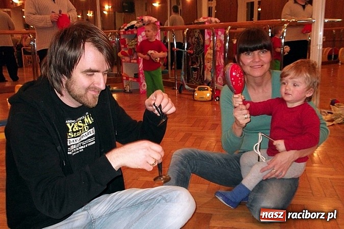 Zdjęcie w galerii na portalu naszraciborz.pl: Wesoło i smacznie, z narodzinami w tle wiadomości z regionu