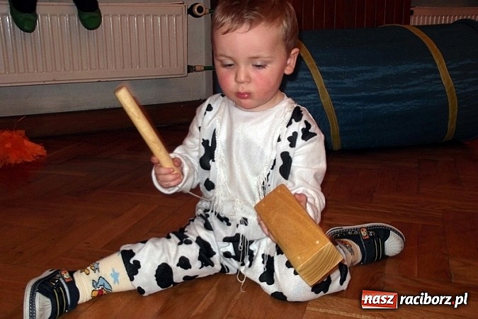 Zdjęcie w galerii na portalu naszraciborz.pl: Wesoło i smacznie, z narodzinami w tle wiadomości z regionu