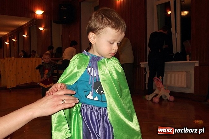 Zdjęcie w galerii na portalu naszraciborz.pl: Wesoło i smacznie, z narodzinami w tle wiadomości z regionu