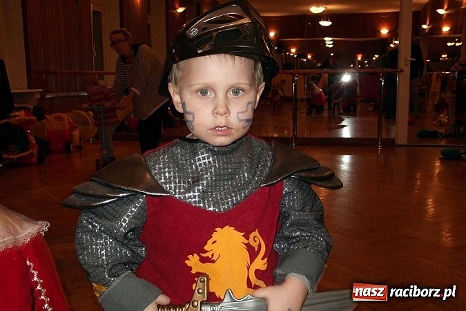 Zdjęcie w galerii na portalu naszraciborz.pl: Wesoło i smacznie, z narodzinami w tle wiadomości z regionu