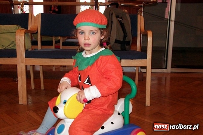 Zdjęcie w galerii na portalu naszraciborz.pl: Wesoło i smacznie, z narodzinami w tle wiadomości z regionu