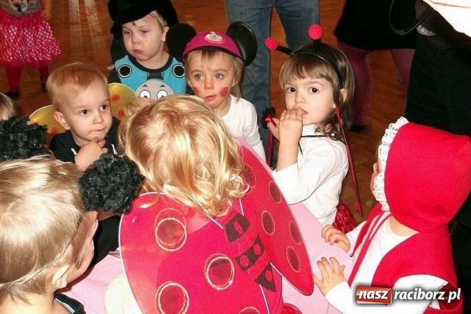 Zdjęcie w galerii na portalu naszraciborz.pl: Wesoło i smacznie, z narodzinami w tle wiadomości z regionu