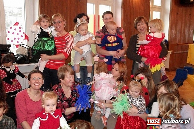 Zdjęcie w galerii na portalu naszraciborz.pl: Wesoło i smacznie, z narodzinami w tle wiadomości z regionu