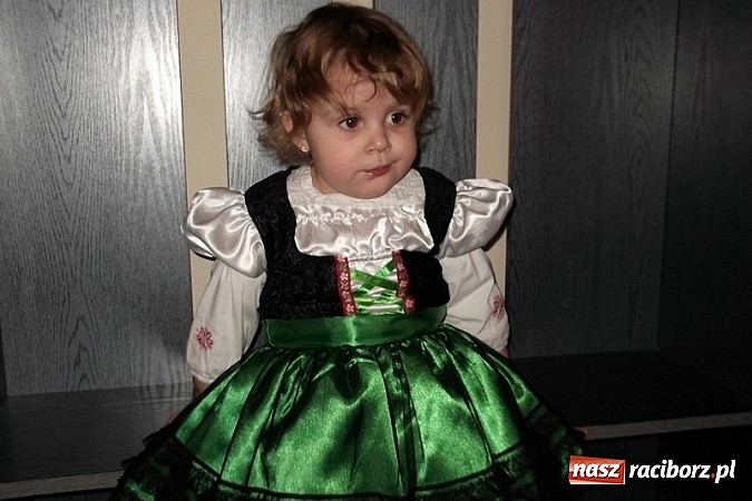 Zdjęcie w galerii na portalu naszraciborz.pl: Wesoło i smacznie, z narodzinami w tle wiadomości z regionu