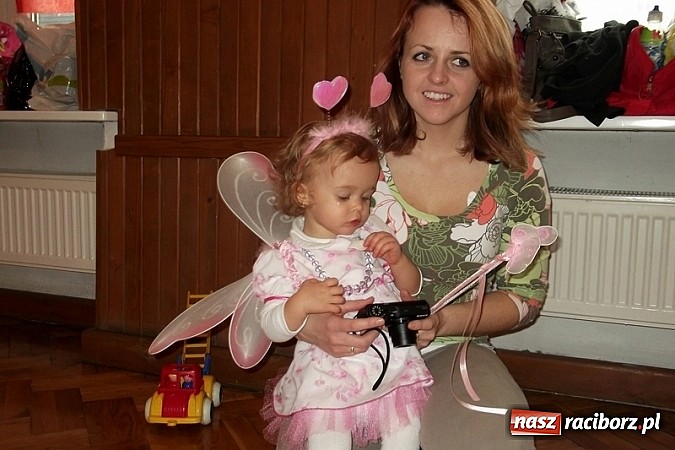 Zdjęcie w galerii na portalu naszraciborz.pl: Wesoło i smacznie, z narodzinami w tle wiadomości z regionu